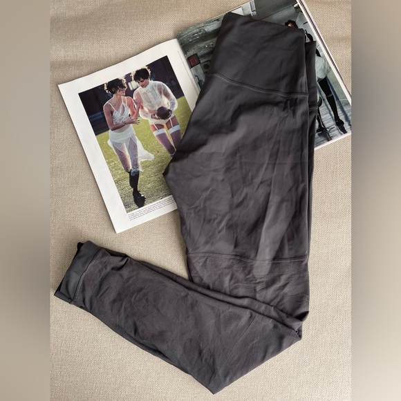 Lululemon Sheer Will High-Rise Leggings In Camo Graphite Gray Size 8 - Picture 16 of 16